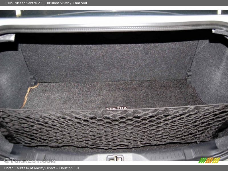 Brilliant Silver / Charcoal 2009 Nissan Sentra 2.0