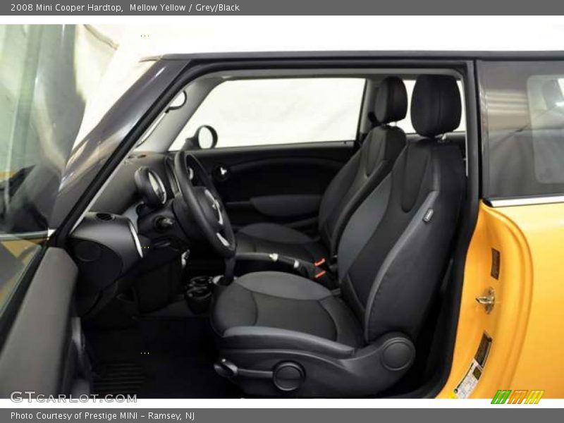  2008 Cooper Hardtop Grey/Black Interior