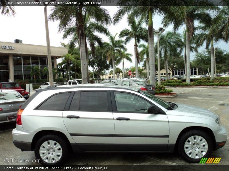 Bright Silver Metallic / Light Taupe 2006 Chrysler Pacifica
