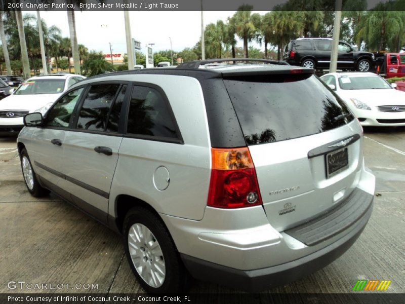 Bright Silver Metallic / Light Taupe 2006 Chrysler Pacifica