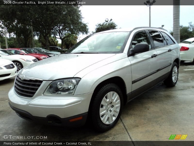 Bright Silver Metallic / Light Taupe 2006 Chrysler Pacifica