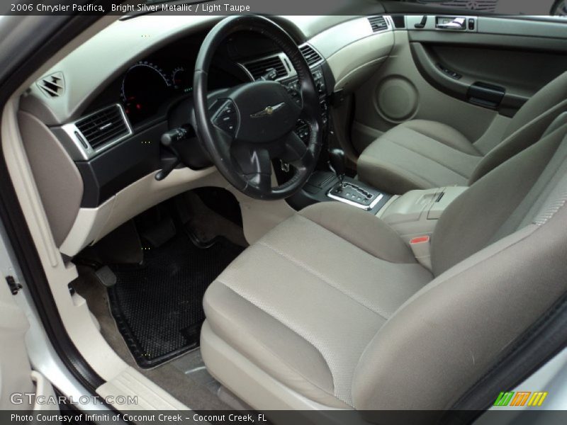 Bright Silver Metallic / Light Taupe 2006 Chrysler Pacifica