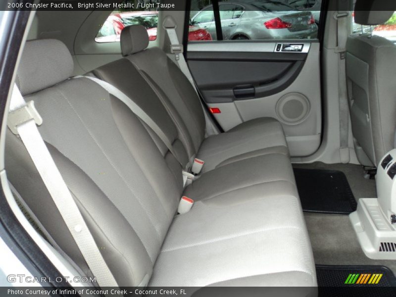 Bright Silver Metallic / Light Taupe 2006 Chrysler Pacifica