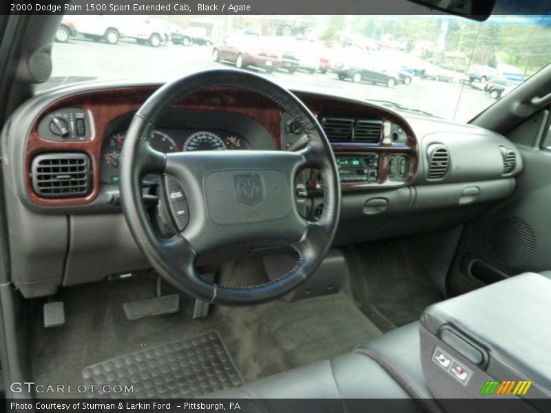 Dashboard of 2000 Ram 1500 Sport Extended Cab