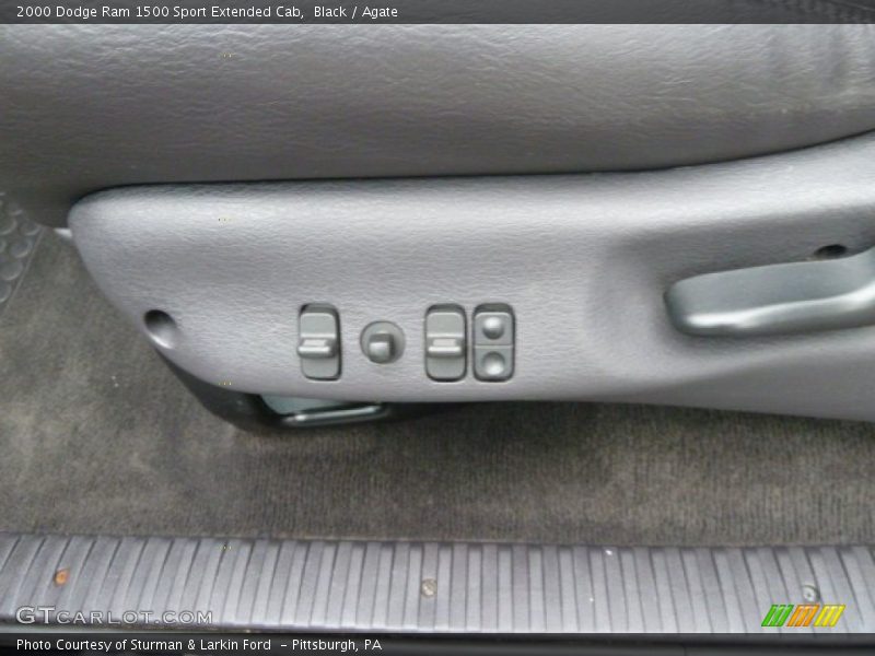 Black / Agate 2000 Dodge Ram 1500 Sport Extended Cab