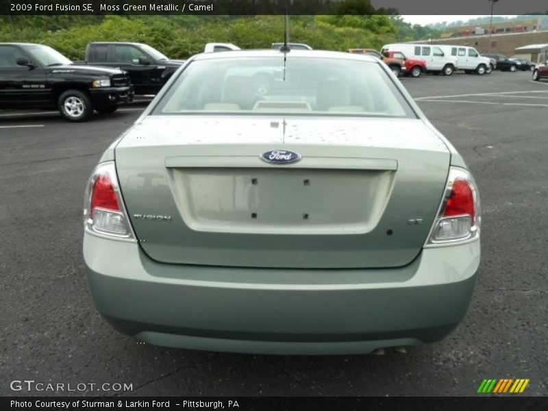 Moss Green Metallic / Camel 2009 Ford Fusion SE