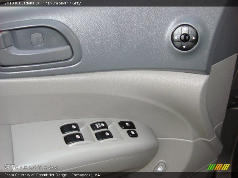 Titanium Silver / Gray 2010 Kia Sedona LX