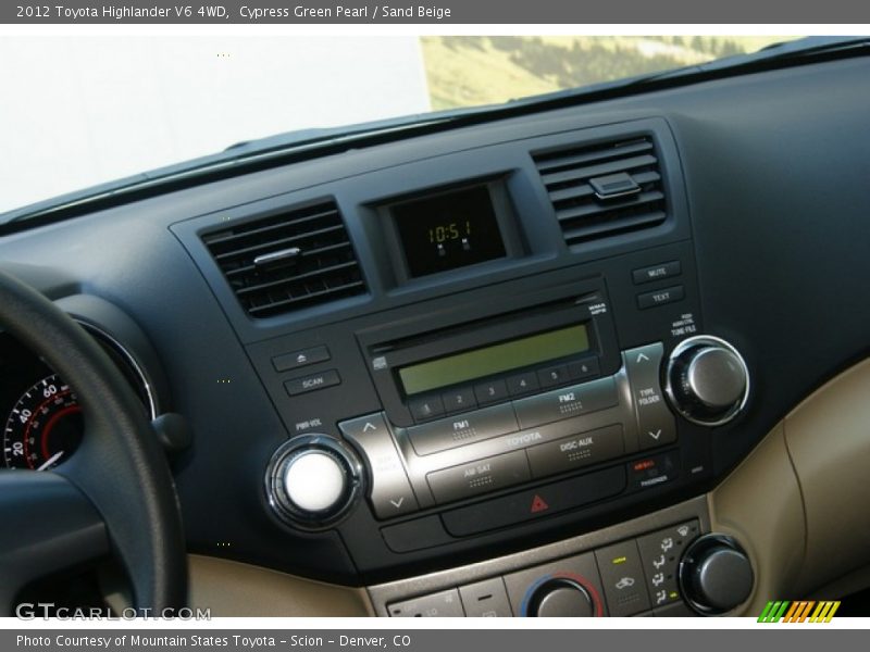 Cypress Green Pearl / Sand Beige 2012 Toyota Highlander V6 4WD