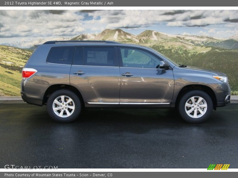 Magnetic Gray Metallic / Ash 2012 Toyota Highlander SE 4WD