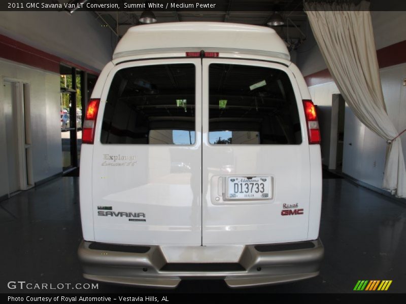 Summit White / Medium Pewter 2011 GMC Savana Van LT Conversion