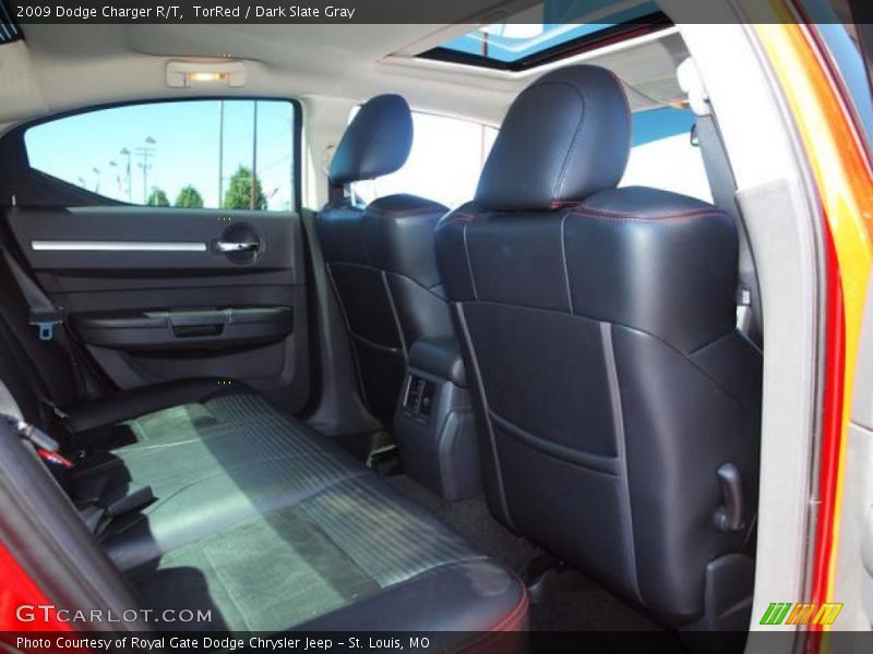 TorRed / Dark Slate Gray 2009 Dodge Charger R/T