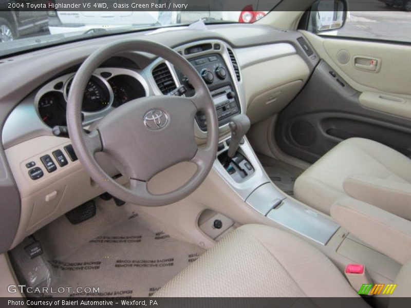 Oasis Green Pearl / Ivory 2004 Toyota Highlander V6 4WD