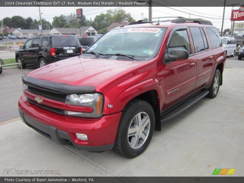 Front 3/4 View of 2004 TrailBlazer EXT LT 4x4