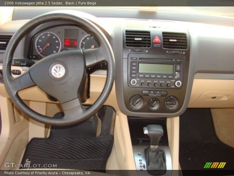 Black / Pure Beige 2006 Volkswagen Jetta 2.5 Sedan