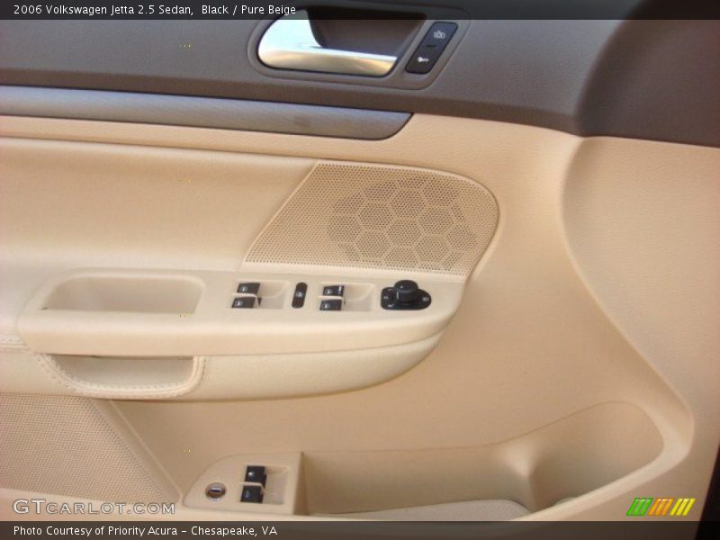 Black / Pure Beige 2006 Volkswagen Jetta 2.5 Sedan