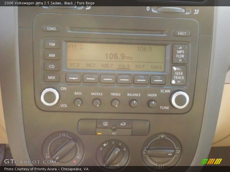 Black / Pure Beige 2006 Volkswagen Jetta 2.5 Sedan