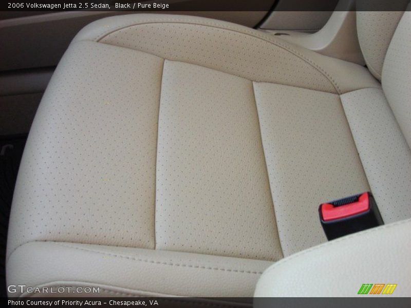 Black / Pure Beige 2006 Volkswagen Jetta 2.5 Sedan