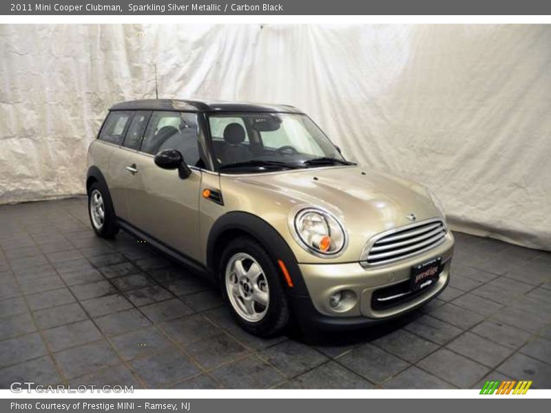 Sparkling Silver Metallic / Carbon Black 2011 Mini Cooper Clubman