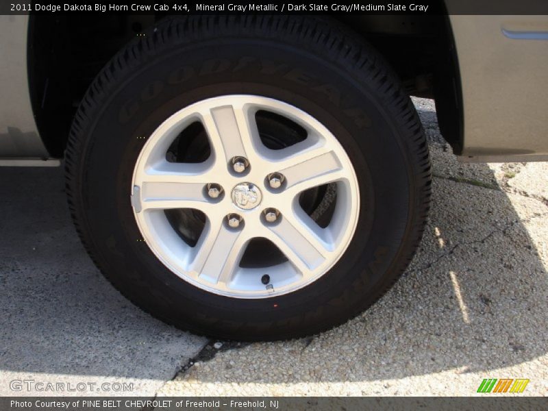  2011 Dakota Big Horn Crew Cab 4x4 Wheel