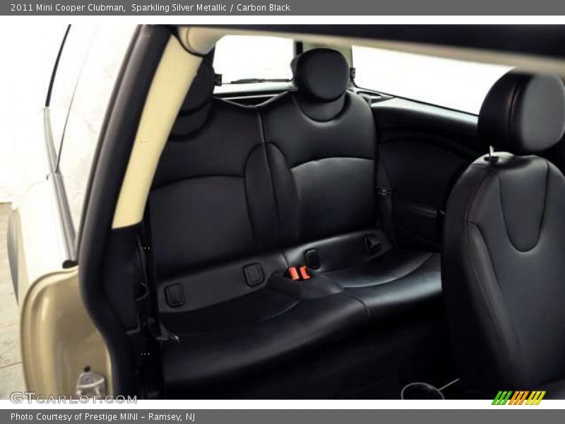 Sparkling Silver Metallic / Carbon Black 2011 Mini Cooper Clubman