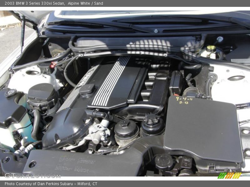 Alpine White / Sand 2003 BMW 3 Series 330xi Sedan