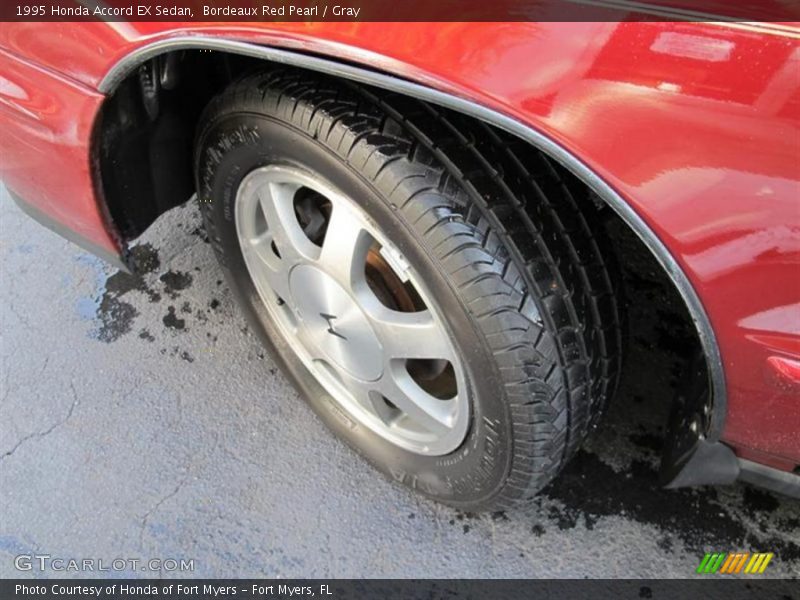  1995 Accord EX Sedan Wheel