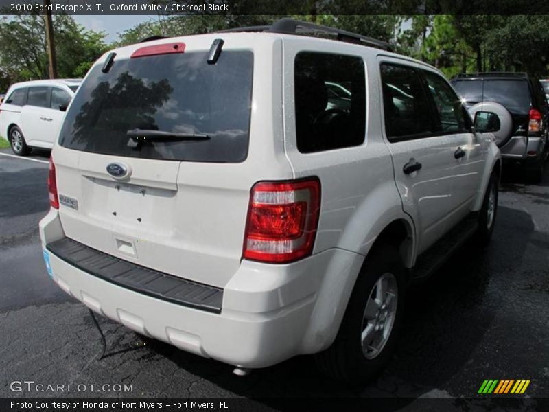Oxford White / Charcoal Black 2010 Ford Escape XLT