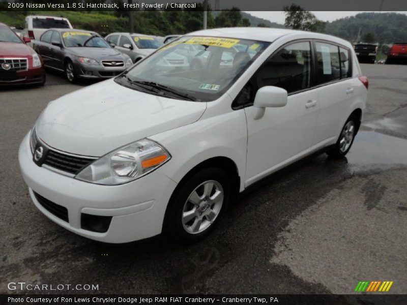 Fresh Powder / Charcoal 2009 Nissan Versa 1.8 SL Hatchback