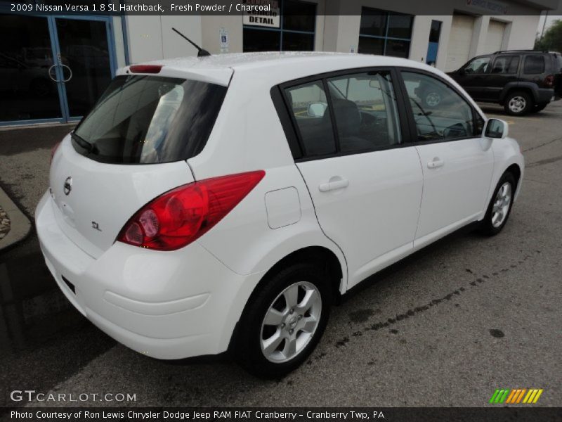 Fresh Powder / Charcoal 2009 Nissan Versa 1.8 SL Hatchback