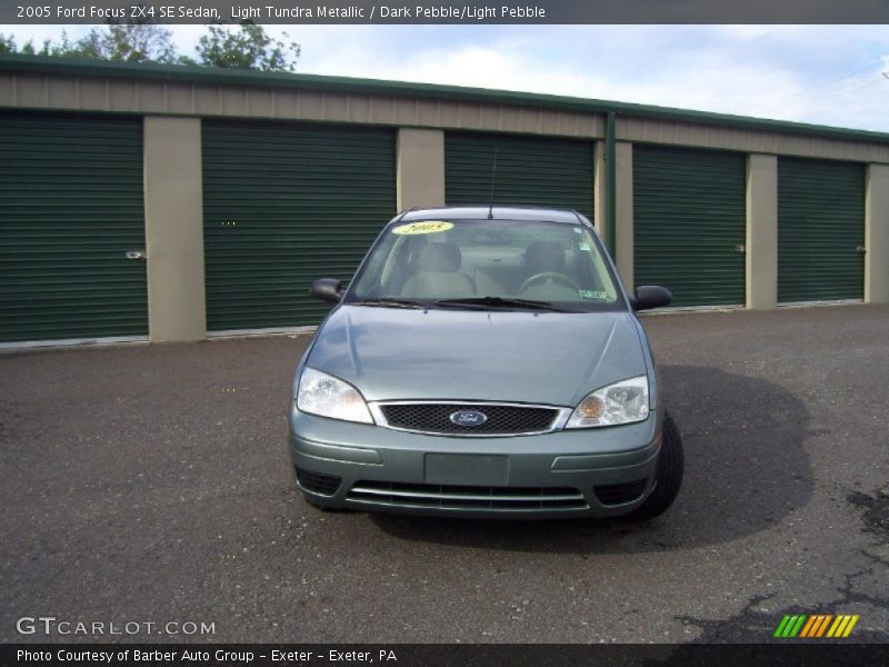 Light Tundra Metallic / Dark Pebble/Light Pebble 2005 Ford Focus ZX4 SE Sedan