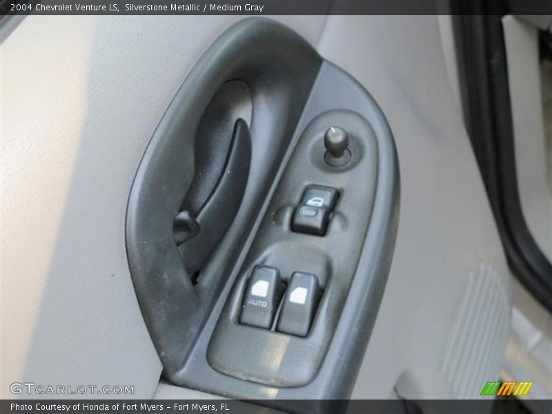 Silverstone Metallic / Medium Gray 2004 Chevrolet Venture LS