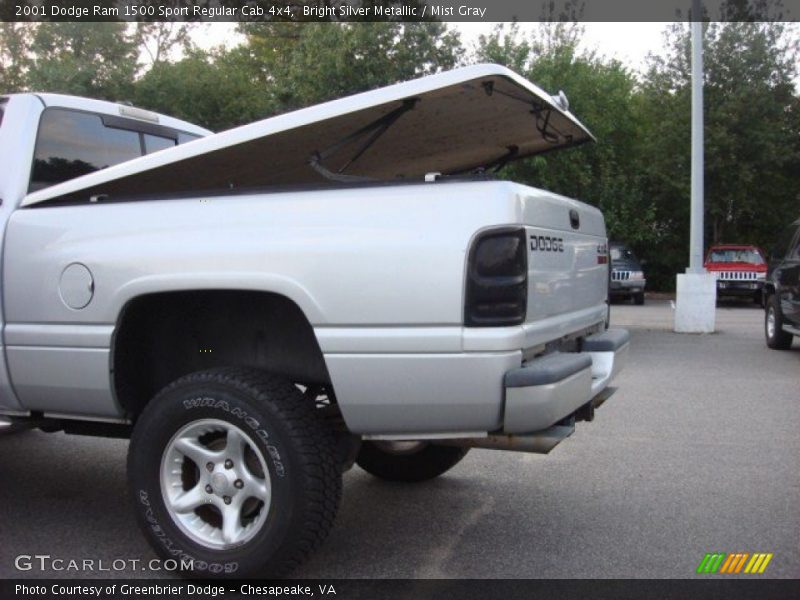 Bright Silver Metallic / Mist Gray 2001 Dodge Ram 1500 Sport Regular Cab 4x4