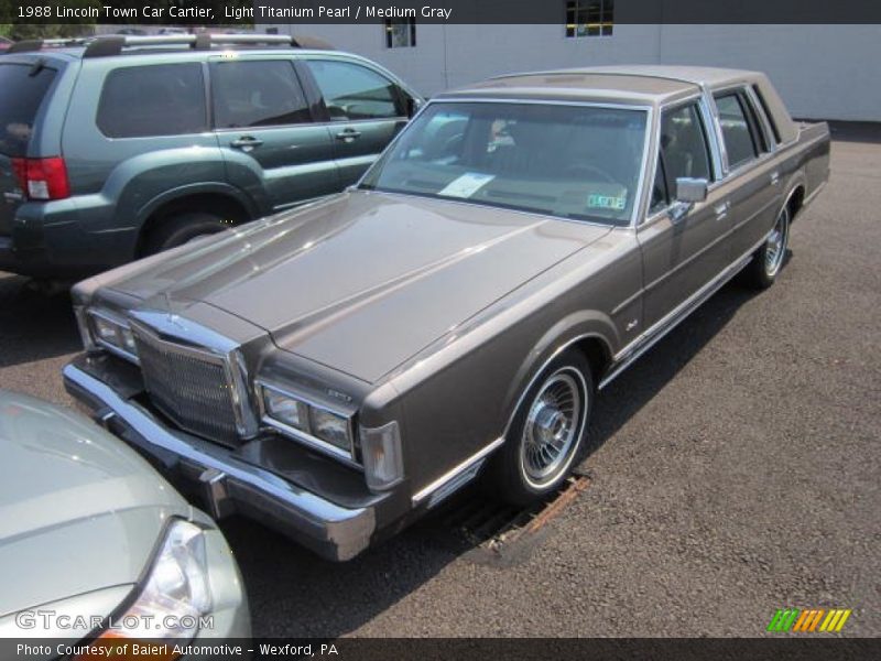Light Titanium Pearl / Medium Gray 1988 Lincoln Town Car Cartier