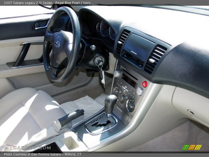 Regal Blue Pearl / Ivory 2007 Subaru Legacy 2.5i Sedan