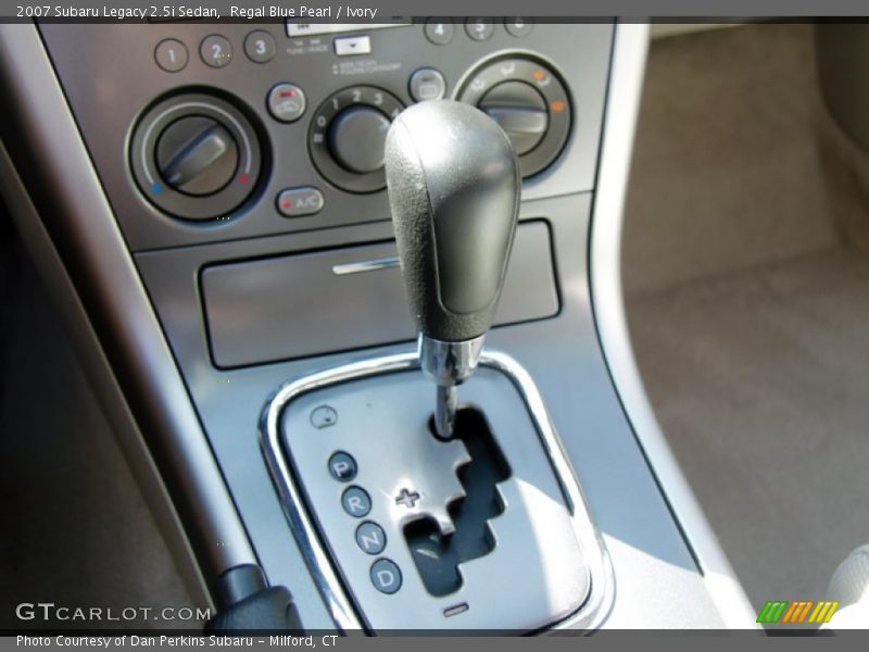 Regal Blue Pearl / Ivory 2007 Subaru Legacy 2.5i Sedan