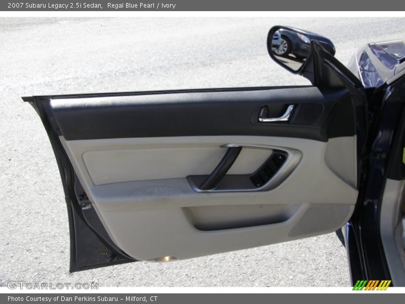 Regal Blue Pearl / Ivory 2007 Subaru Legacy 2.5i Sedan