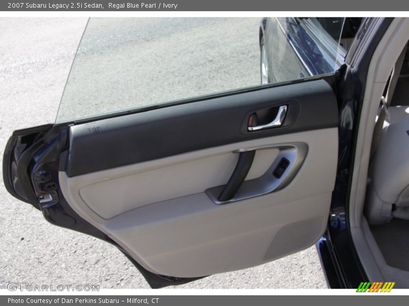 Regal Blue Pearl / Ivory 2007 Subaru Legacy 2.5i Sedan