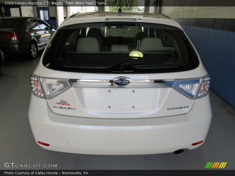 Satin White Pearl / Ivory 2009 Subaru Impreza 2.5i Wagon