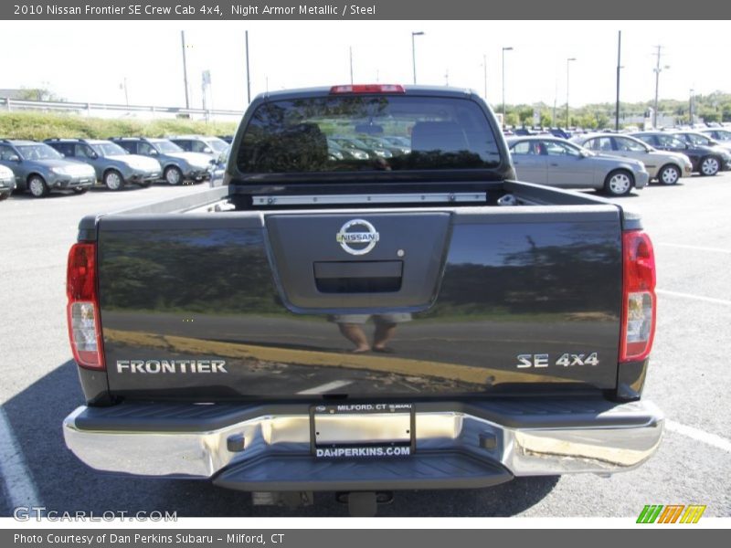 Night Armor Metallic / Steel 2010 Nissan Frontier SE Crew Cab 4x4