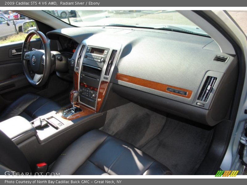 Dashboard of 2009 STS 4 V6 AWD