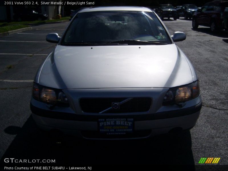 Silver Metallic / Beige/Light Sand 2001 Volvo S60 2.4