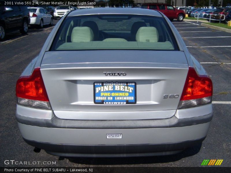 Silver Metallic / Beige/Light Sand 2001 Volvo S60 2.4