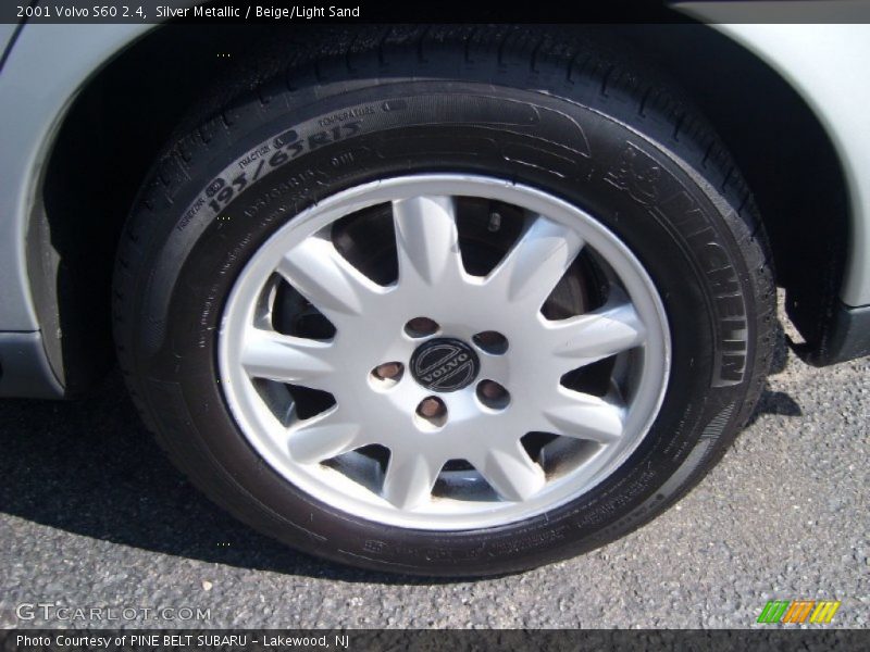 Silver Metallic / Beige/Light Sand 2001 Volvo S60 2.4