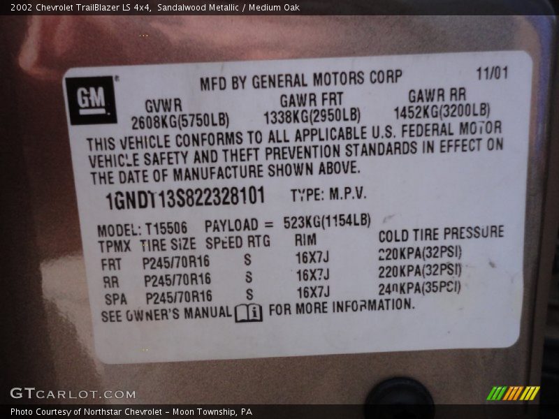 Sandalwood Metallic / Medium Oak 2002 Chevrolet TrailBlazer LS 4x4