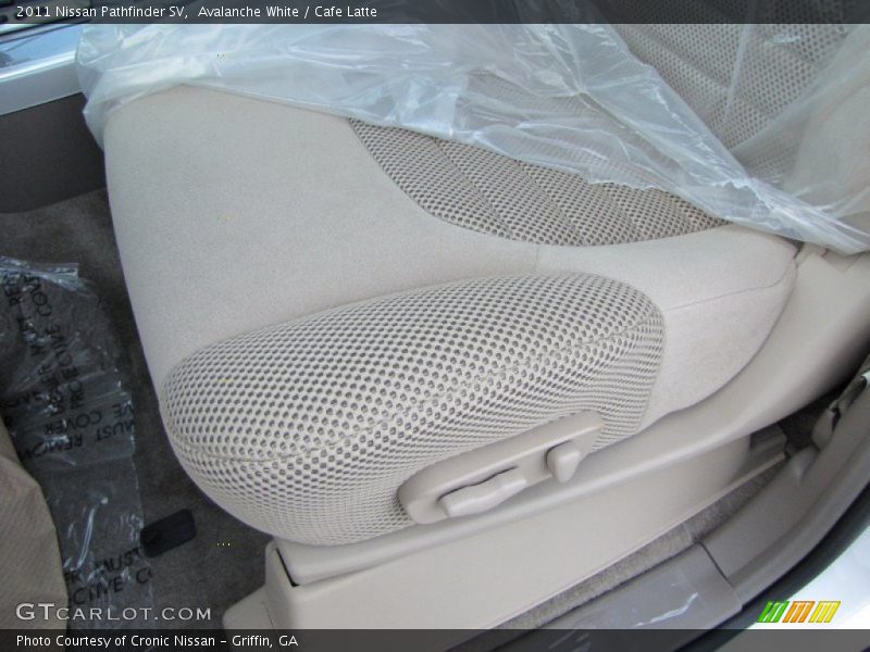 Avalanche White / Cafe Latte 2011 Nissan Pathfinder SV
