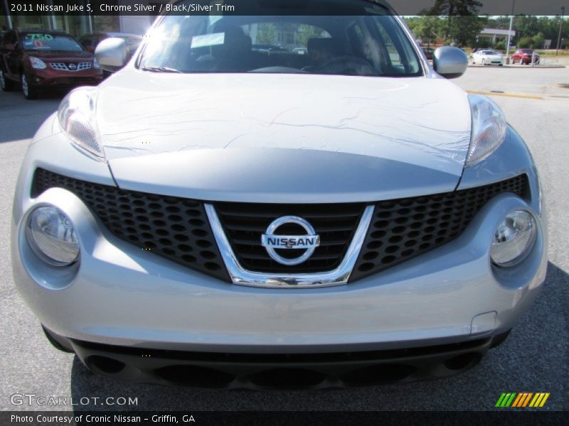 Chrome Silver / Black/Silver Trim 2011 Nissan Juke S