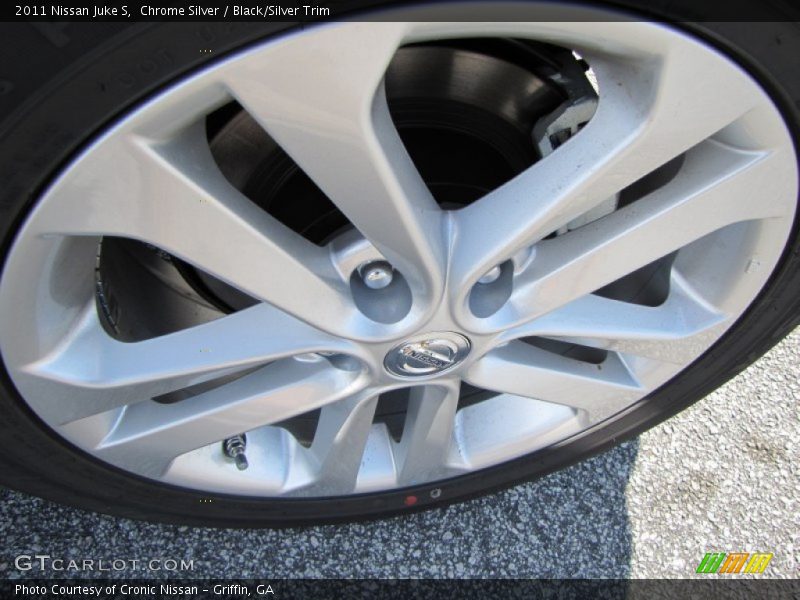Chrome Silver / Black/Silver Trim 2011 Nissan Juke S