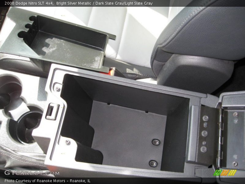 Bright Silver Metallic / Dark Slate Gray/Light Slate Gray 2008 Dodge Nitro SLT 4x4