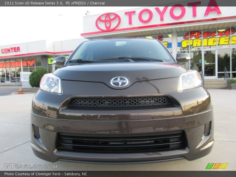 RS xPRESSO / Charcoal 2011 Scion xD Release Series 3.0