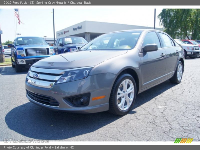 Sterling Grey Metallic / Charcoal Black 2012 Ford Fusion SE